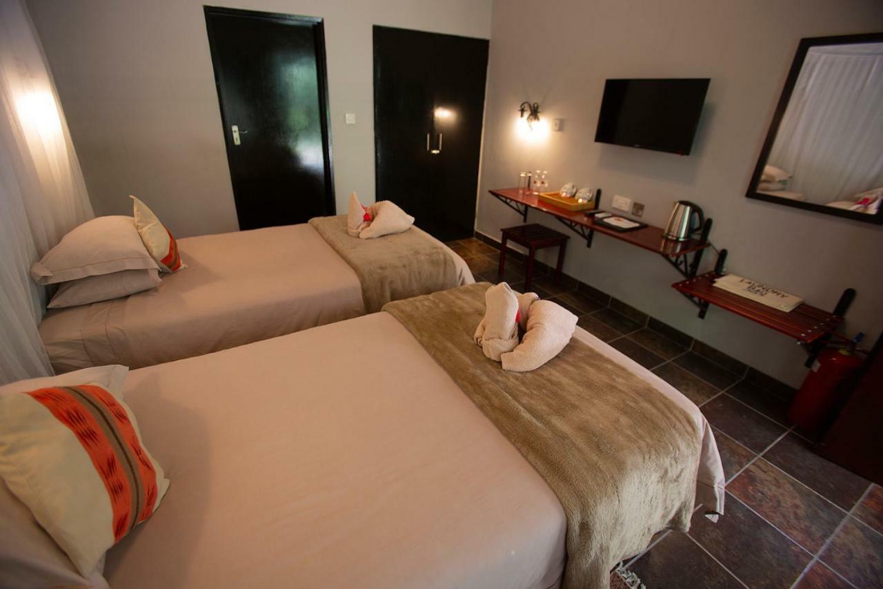 Island Safari Lodge Μαούν Εξωτερικό φωτογραφία