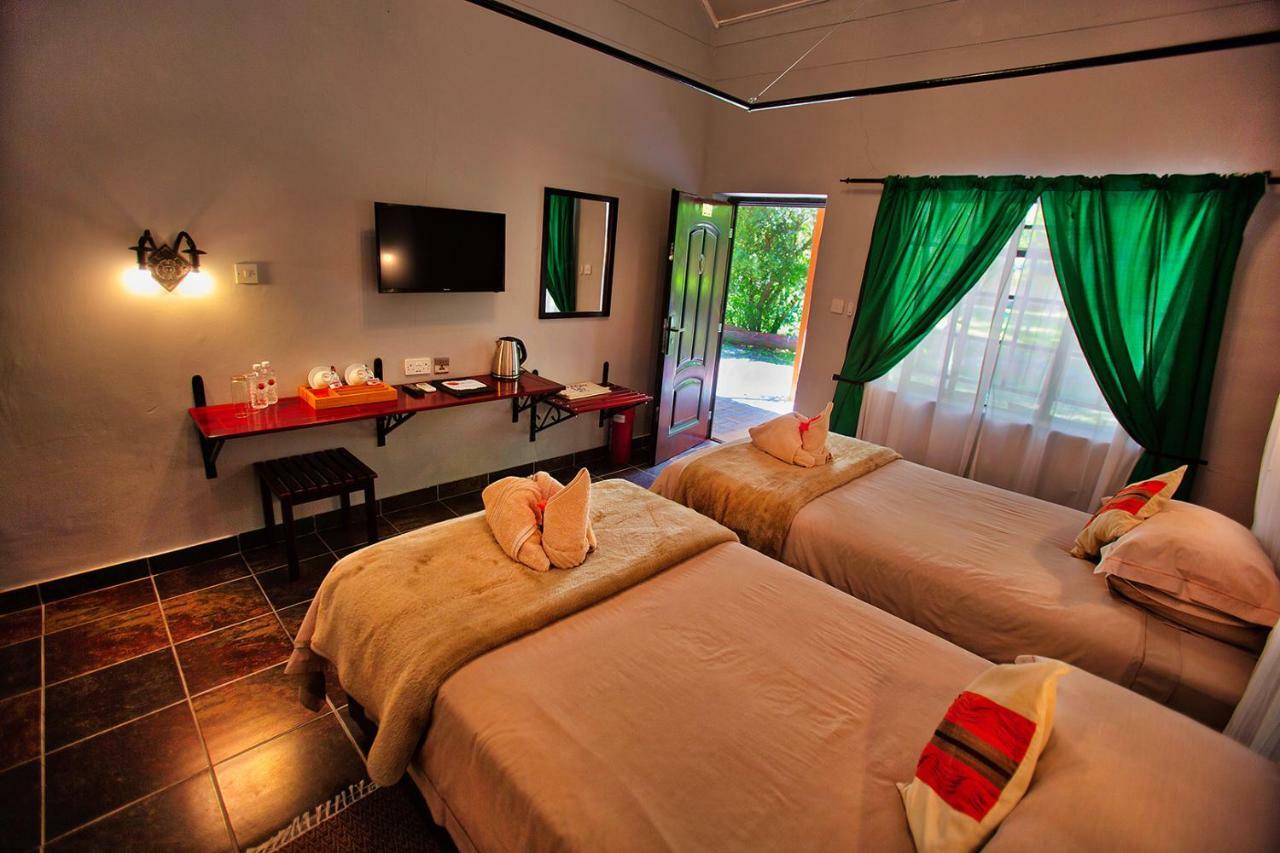 Island Safari Lodge Μαούν Εξωτερικό φωτογραφία